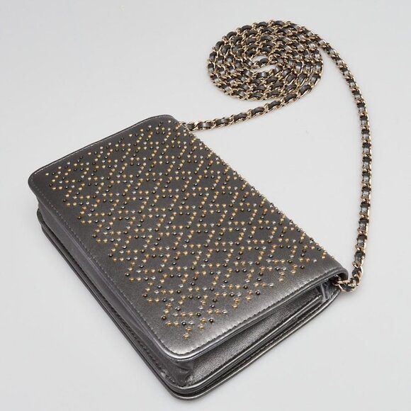 Chanel Silver Studded Lambskin Leather WOC Clutch Bag - Picture 3 of 12